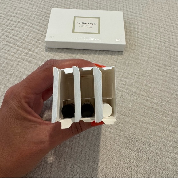 Van Cleef & Arpels Fragrance Travel Trio Set, NEW IN BOX - Picture 7 of 10